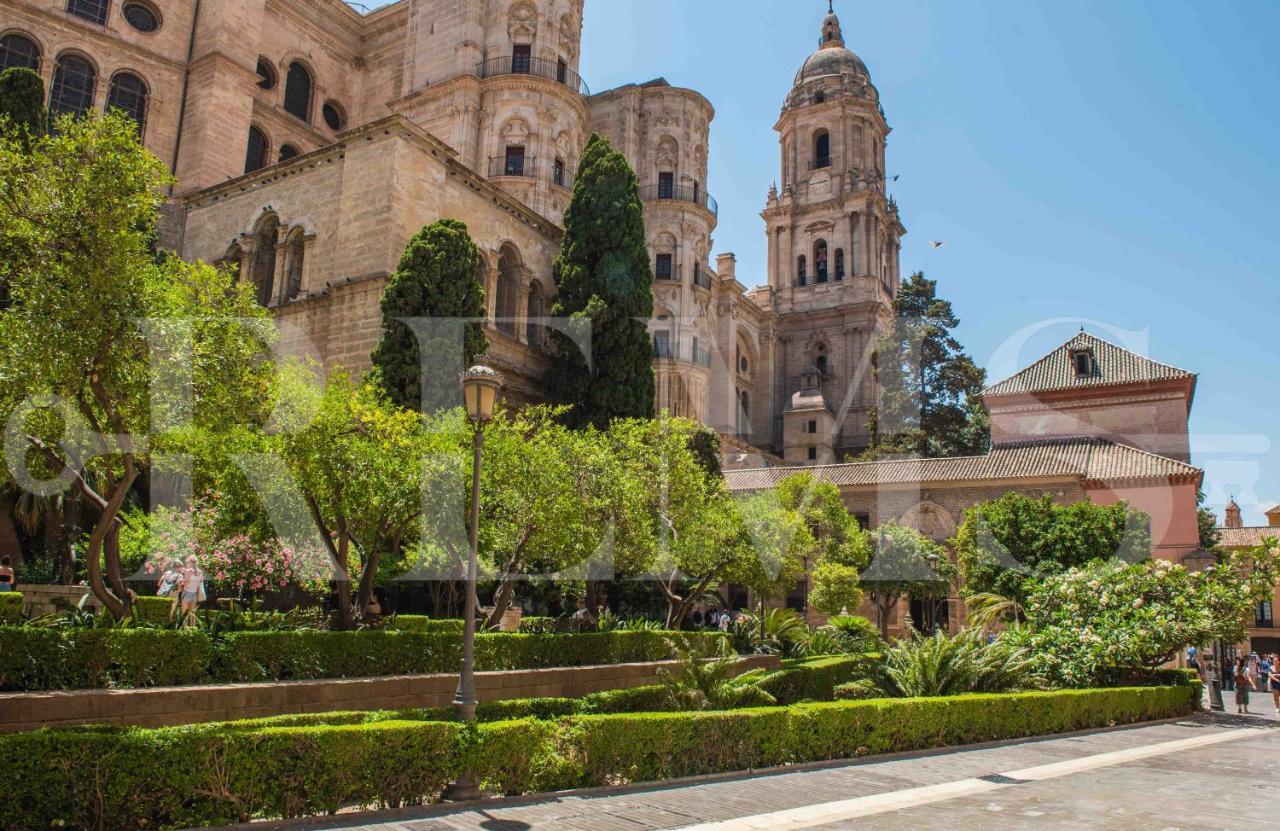 Elegant In The Heart Of By Rems * Màlaga